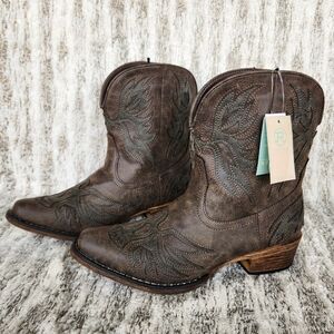 NWT Roper "Amelia Eagle Overlay" Western Snip Toe Cowboy Boots, Women's Size 9.5